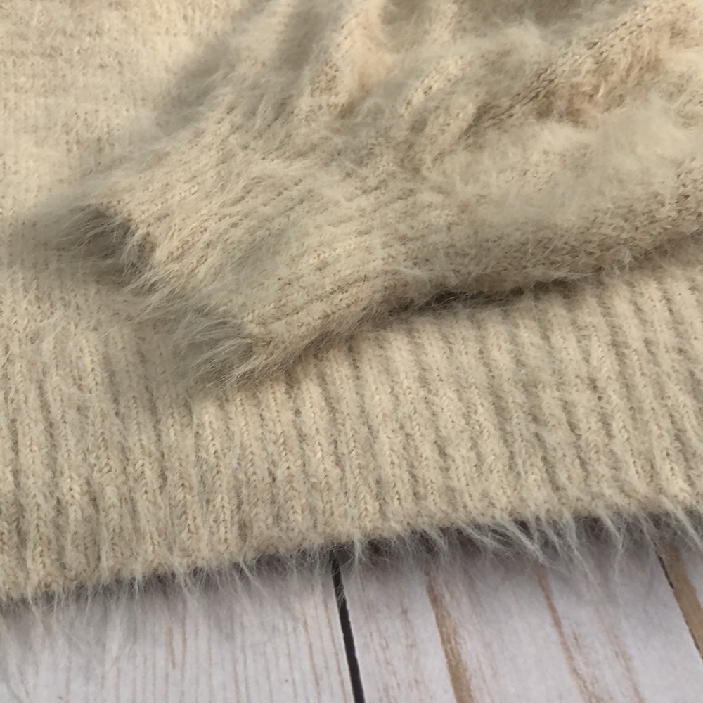 American Eagle “Weekend” super soft sweater size XS - Picture 6 of 10